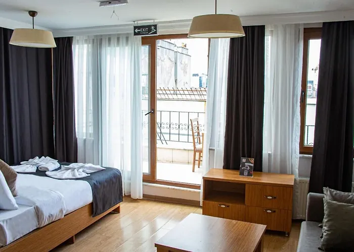 Three Apples Suites Taksim